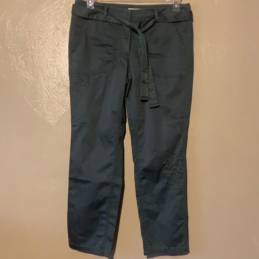 Ann Taylor Loft 6 green ankle cropped pants belt floral embroidery pockets